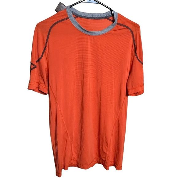 Lululemon Mens Running Shirt Large - Picture 1 of 2
